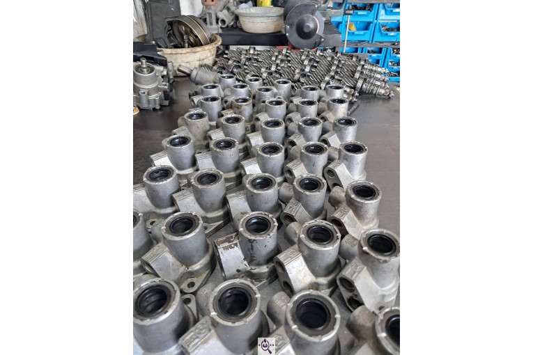 هیدرولیک میلاد کاکایی در سه راه اندیشه کرج