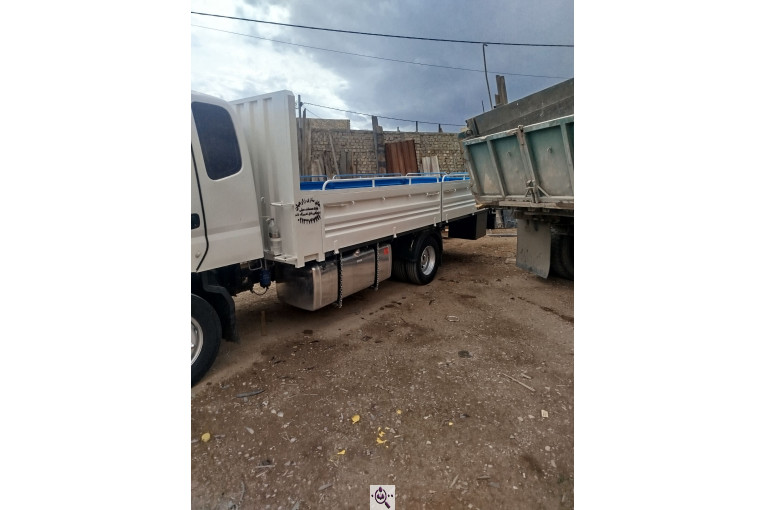 اتاق سازی کامیون و کامیونت زارعیان در یزد