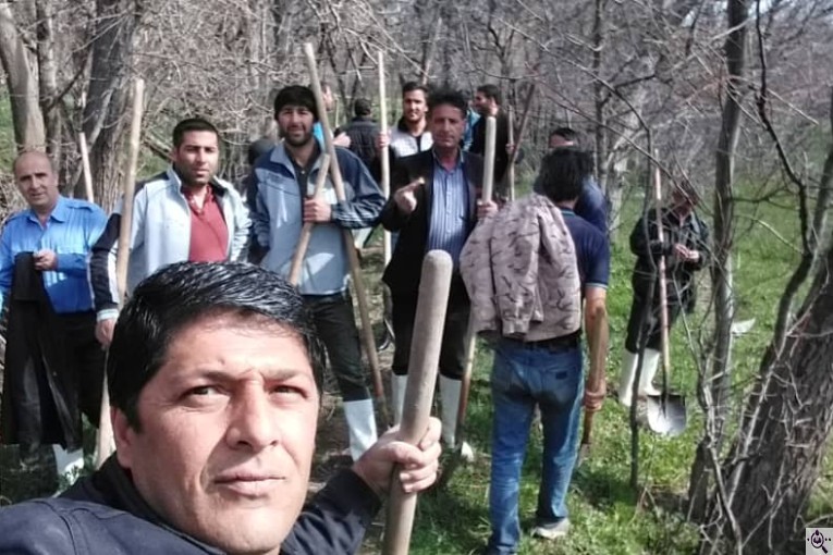 تولید و فروش محصولات مجموعه کشاورزی برادران عطایی در درگزین