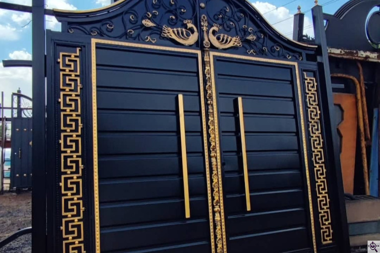 کلینیک درب و پنجره بازماندگان در میناب