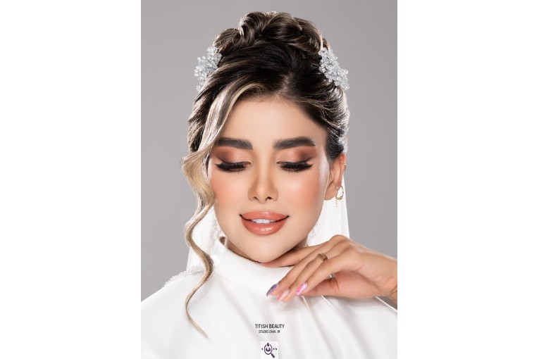 سالن آرایش و زیبایی تخصصی عروس تی تیش در سیرجان