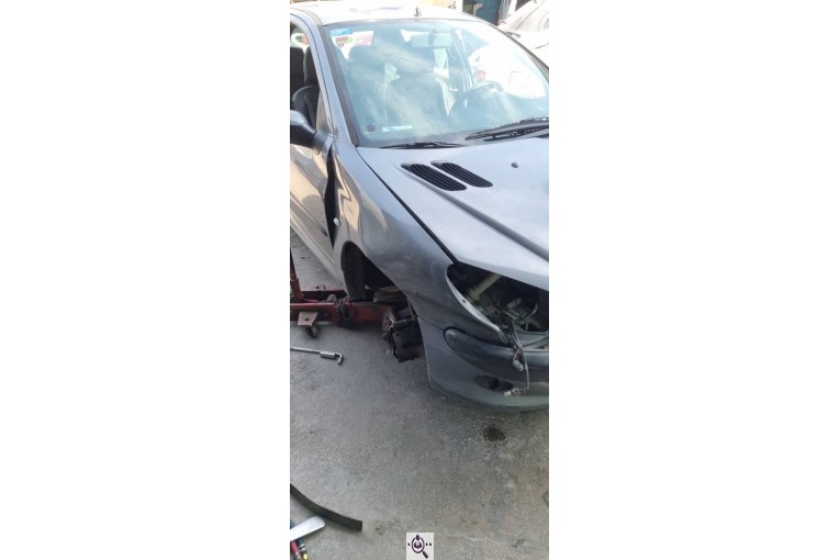 خدمات صافکاری pdr بدون رنگ فرهمند در شیراز