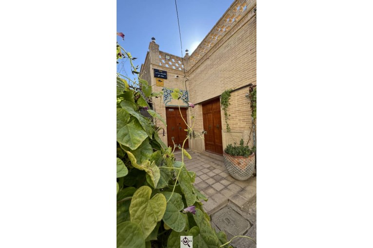 اقامتگاه سنتی ملک تاج در شیراز