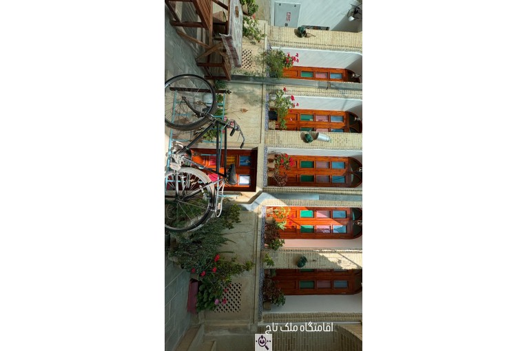 اقامتگاه سنتی ملک تاج در شیراز