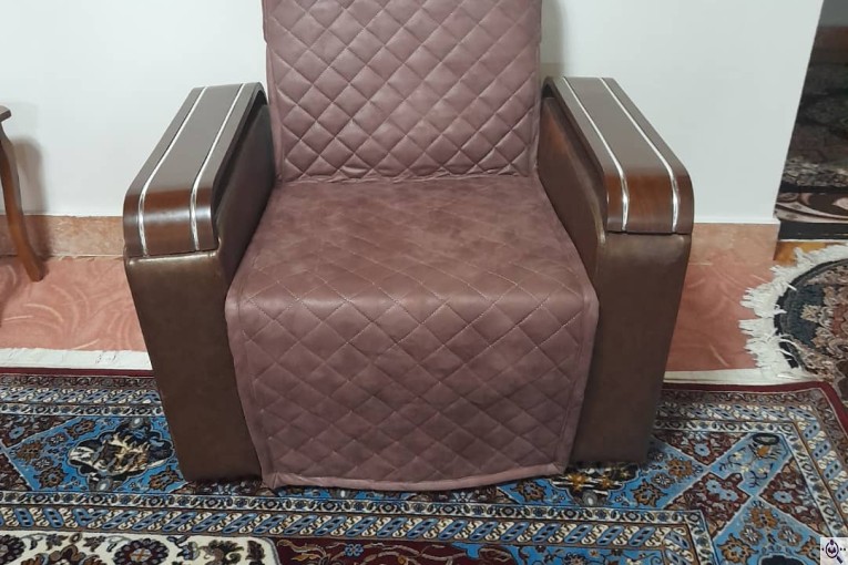 پخش و فروش انواع کاور ژلاتینه و پیراهن و کوسن مبلمان عظیمی در تهران