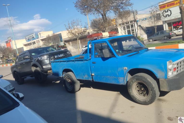 امداد خودرو و یدک کش و مکانیک سیار گردنه حیران آستارا 09119894805