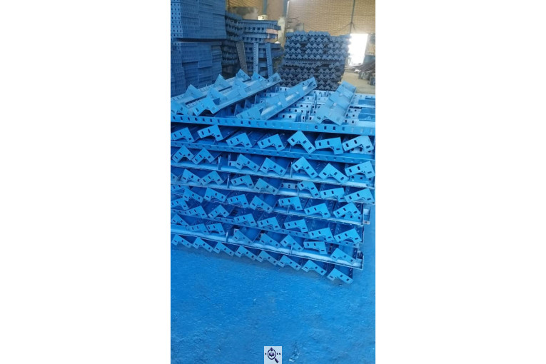 جک و قالب داودی در نجف آباد