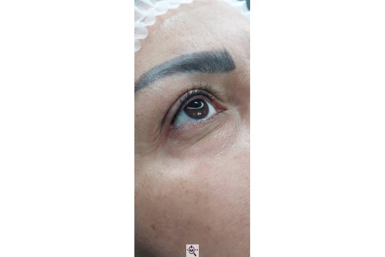 آرایش دائم نازگل اکبری در پاکدشت
