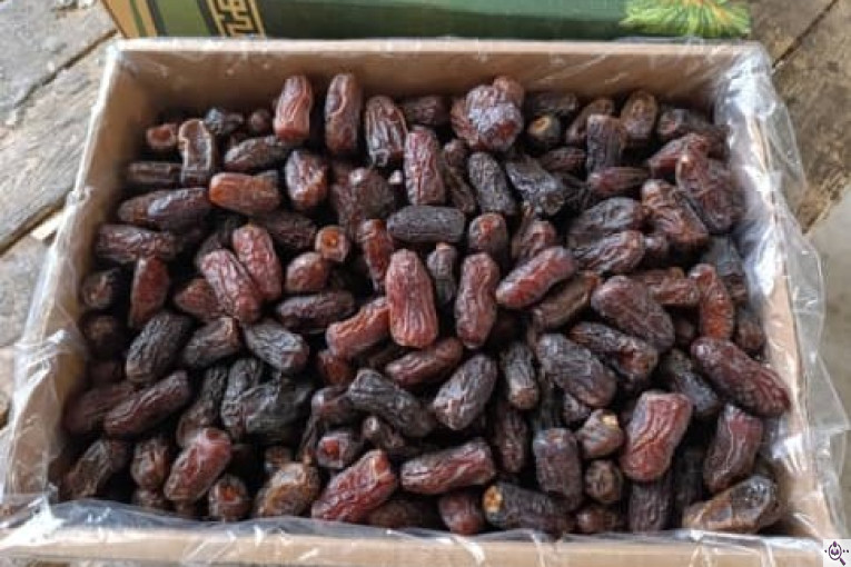 خرید و فروش و صادرات خرما پیارم حاجی آباد بندرعباس
