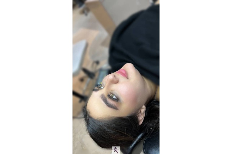 خدمات تخصصی فیبروز میکروبلیدینگ محدثه اکبری در قزوین