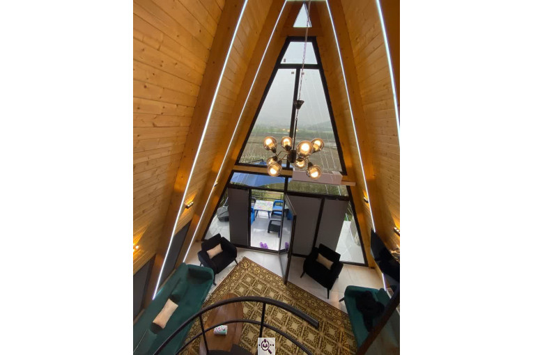 کلبه سوئیسی استخردار اهورا در بابلکنار