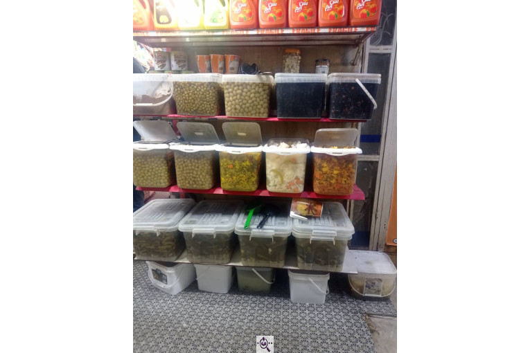 خیارشور و ترشی جات اخوان صفایی پور در همدان