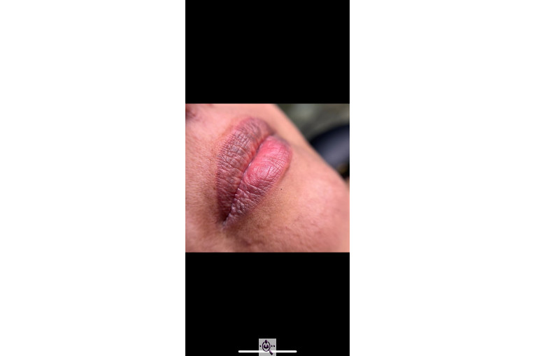 میکروبلیدینگ حانیه طایفی در یزد