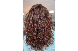 خدمات رنگ مو بهاره بهزادی در بوشهر