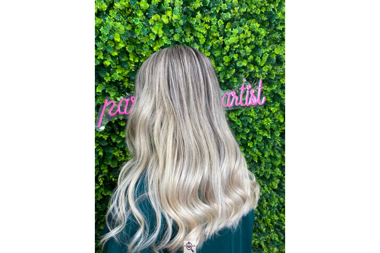 خدمات رنگ مو بهاره بهزادی در بوشهر