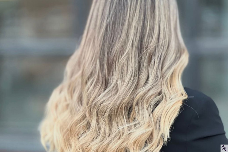 خدمات رنگ مو بهاره بهزادی در بوشهر