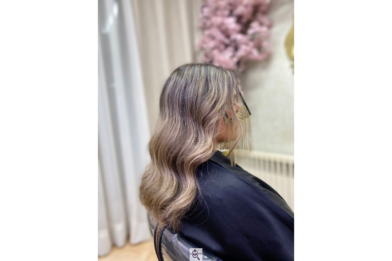 خدمات رنگ مو بهاره بهزادی در بوشهر