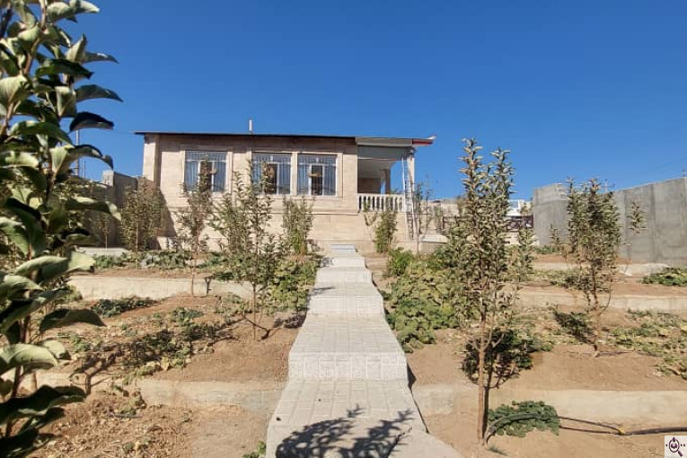 ویلا باغ کامران منصوری در اسدآباد همدان