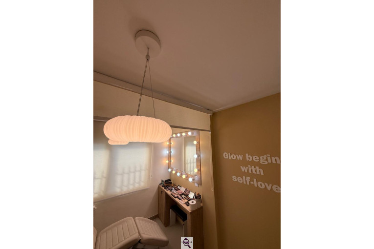 آموزشگاه و سالن زیبایی لیبرا در شهرک غرب تهران