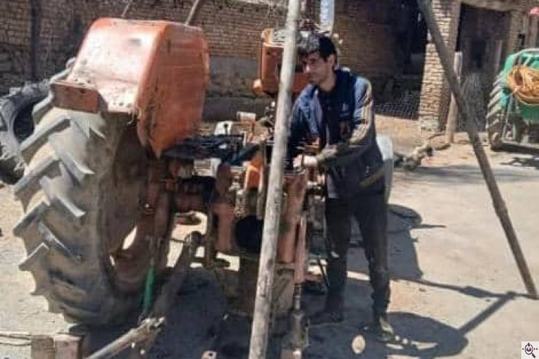 تعمیرگاه ادوات و ماشین آلات کشاورزی در مومن آباد لرستان