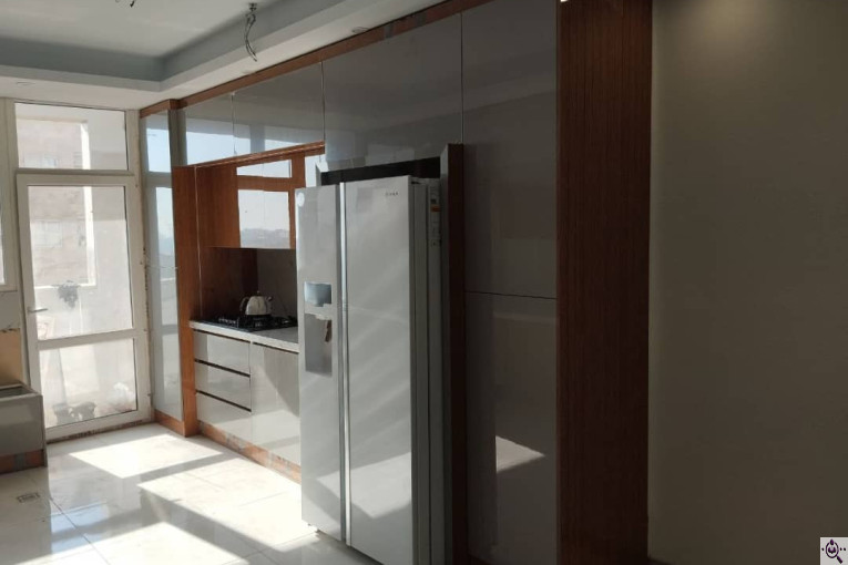 دکوراسیون داخلی چوب سرخ در البرز