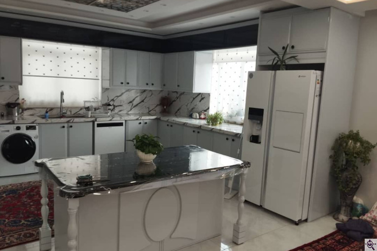 دکوراسیون داخلی چوب سرخ در البرز