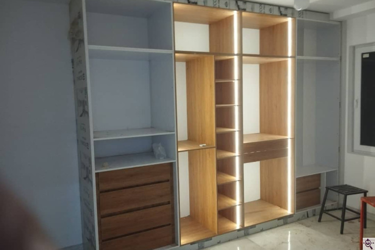 دکوراسیون داخلی چوب سرخ در البرز