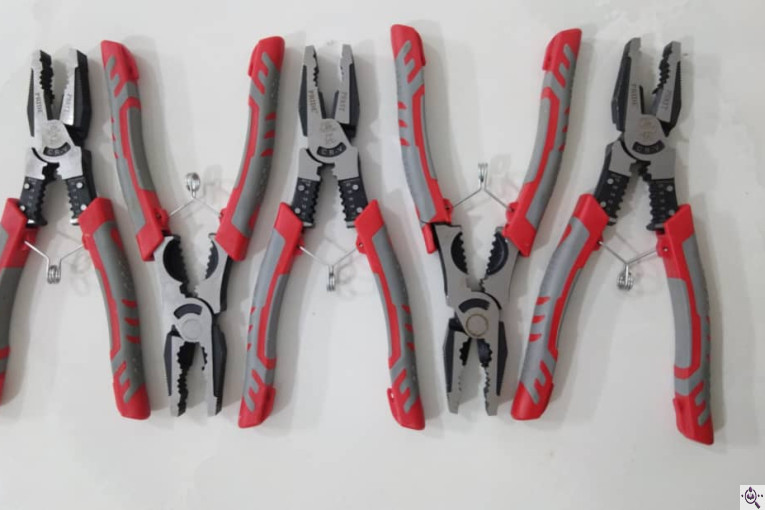 لوازم یدکی و تزئینات ماشین سنگین در زرند کرمان