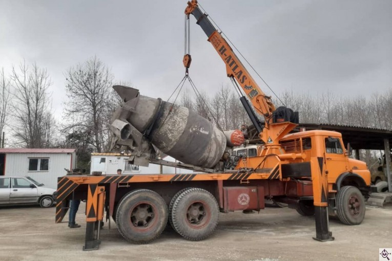 جرثقیل خودرو بر راستین در رضوانشهر اردجان
