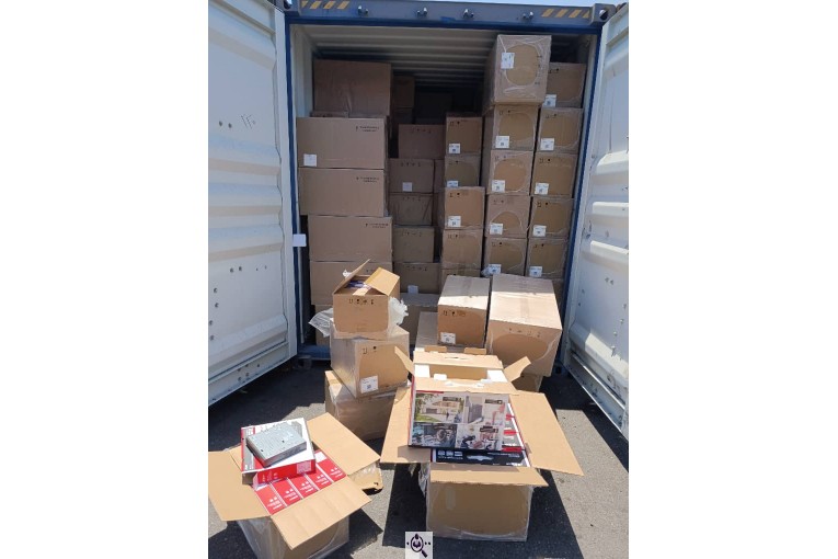 شرکت ترخیص کالا و بازرگانی محمدی گمرک بندرعباس رجایی