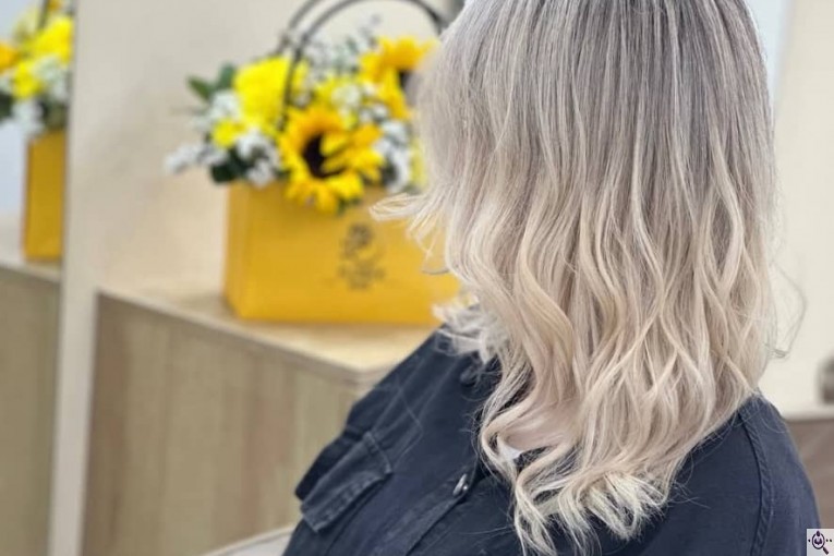 خدمات رنگ مو سمانه قزل باش در ابهر