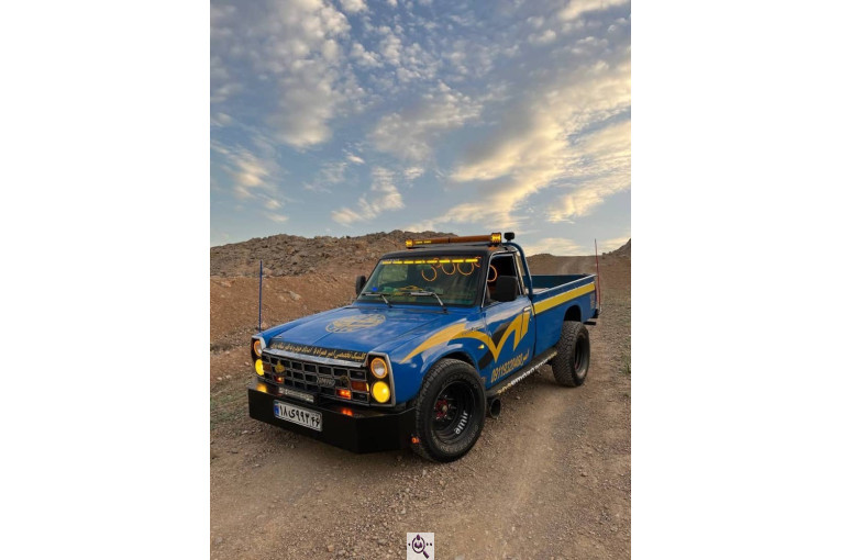 امدادخودرو و جرثقيل نيسان و مکانیکی و جلوبندی سازی امیر در رشت