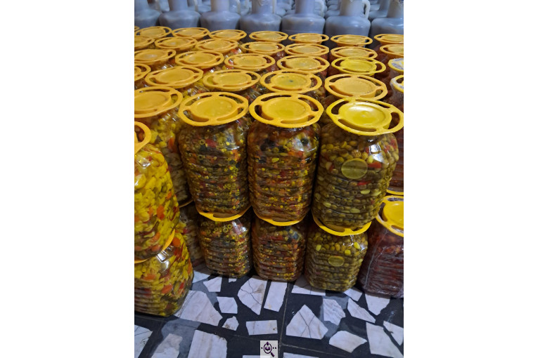تولید و پخش ترشیجات ابتکار معطر در قائمشهر
