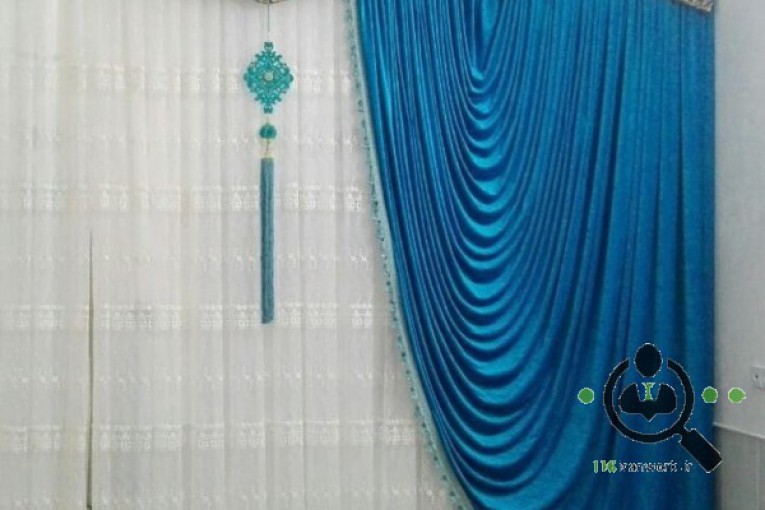 گالری پرده مدرن در میبد 