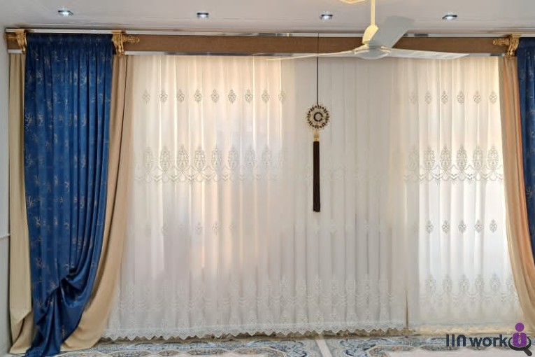 گالری پرده مدرن در میبد 
