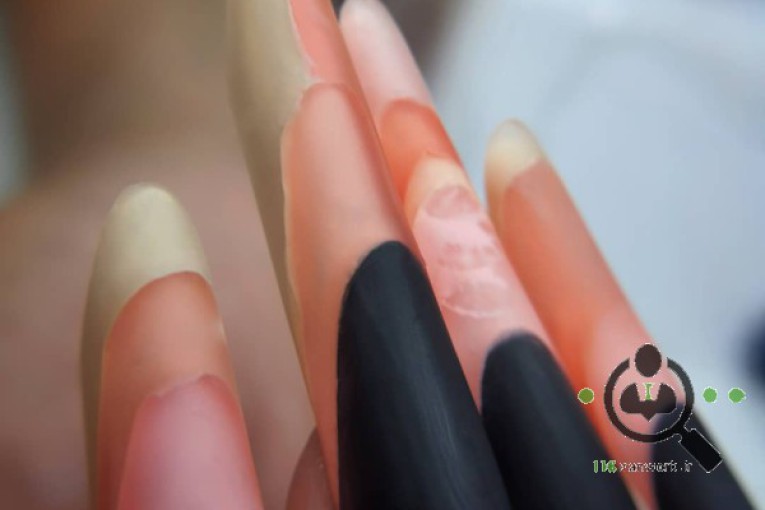 آموزش کاشت ناخن الهام عراقیان در اصفهان