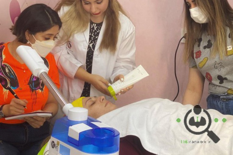 خدمات پاکسازی پوست روژان ساکی فر در دزفول