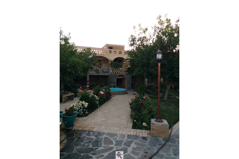 اقامتگاه بومگردی دولتسرا در همدان