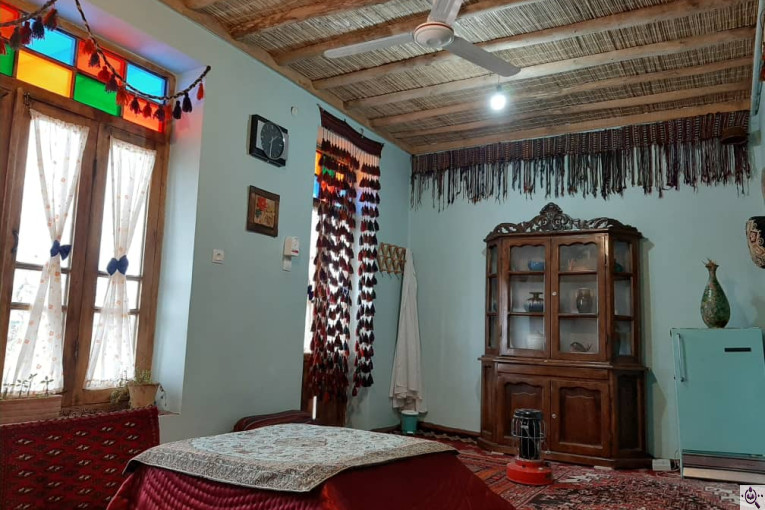 اقامتگاه بومگردی دولتسرا در همدان