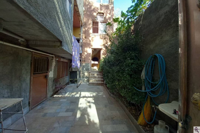 اقامتگاه بومگردی هینزا در روستای ابیانه نطنز