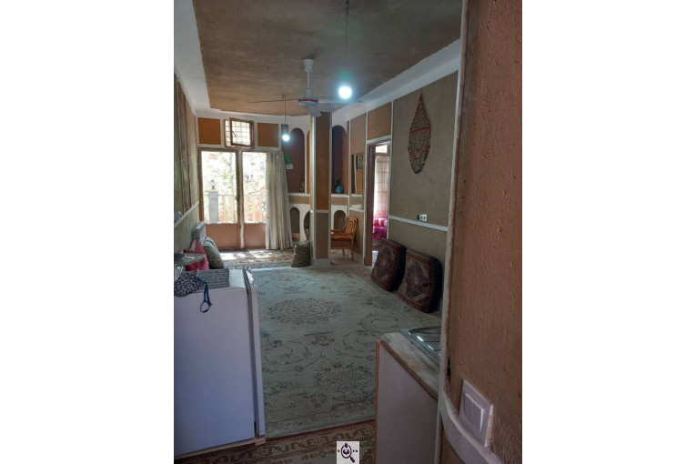 اقامتگاه بومگردی هینزا در روستای ابیانه نطنز