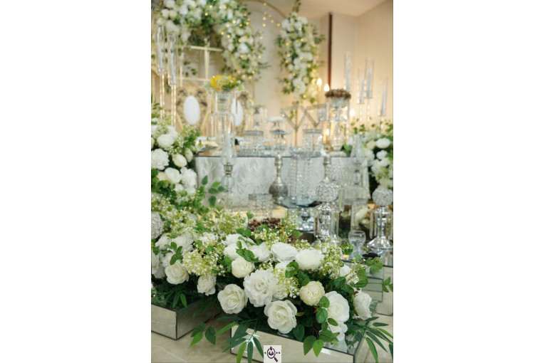 سالن عقد نیلوفرانه در اصفهان