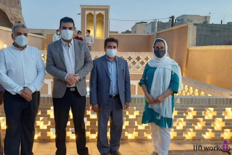 اقامتگاه بومگردی ماه و ماهی در اردکان