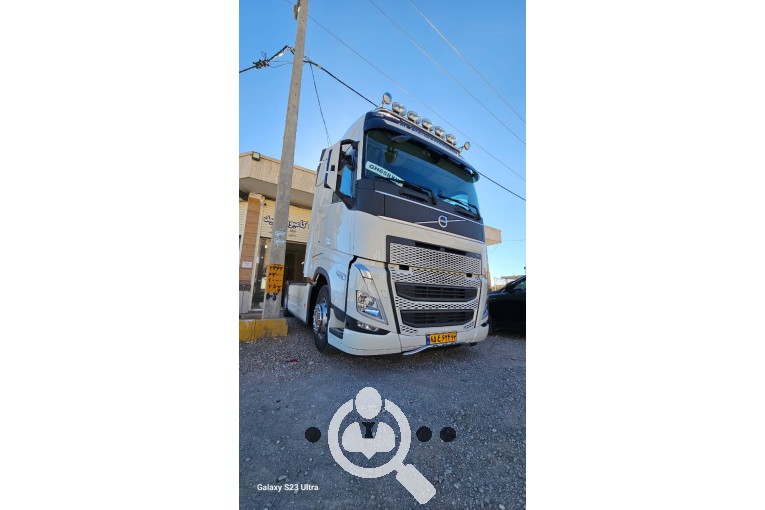نمایشگاه کامیون امید در شهرضا