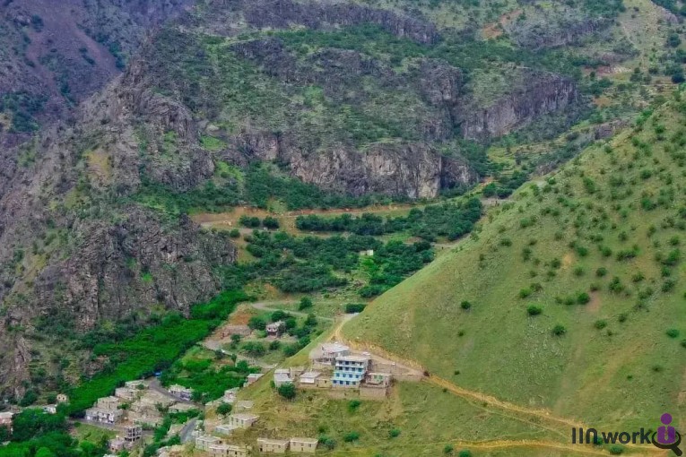 اقامتگاه بومگردی بلبر در هورامان