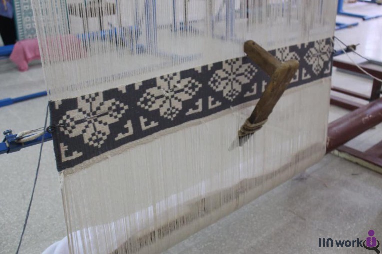 کارگاه زیلو بافی زلفک اردکان