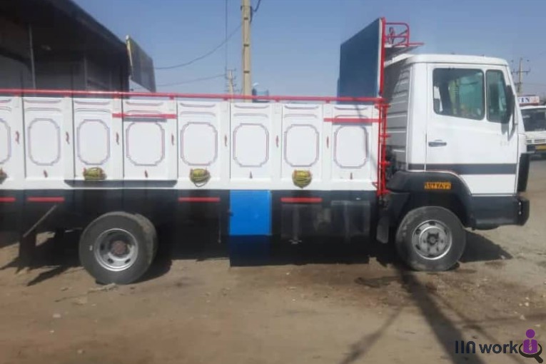 مجموعه نمایشگاه کامیون قائم در کوهدشت