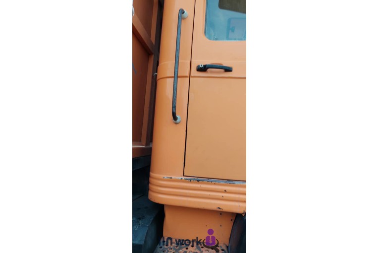 مجموعه نمایشگاه کامیون قائم در کوهدشت