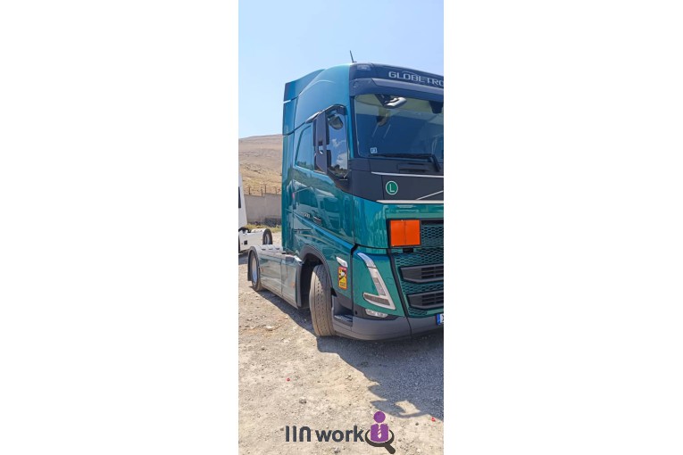 نمایشگاه کامیون باراندیش در ماکو