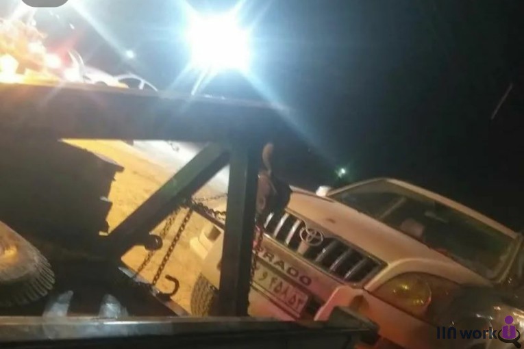امداد خودرو اصفهان حمل با خودروبر و یدک کش تعمیرات شبانه روز در محل با کادر مجرب